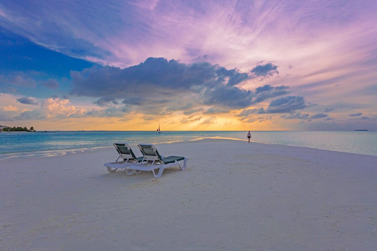 Innahura Maldives Resort Kurendhoo Extérieur photo