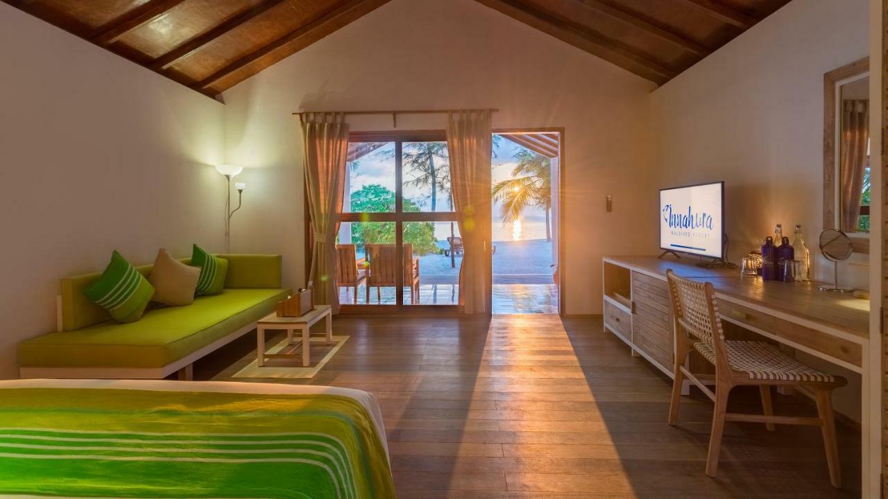 Innahura Maldives Resort Kurendhoo Extérieur photo