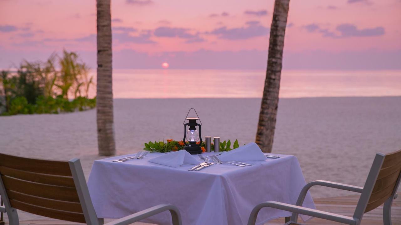 Innahura Maldives Resort Kurendhoo Extérieur photo