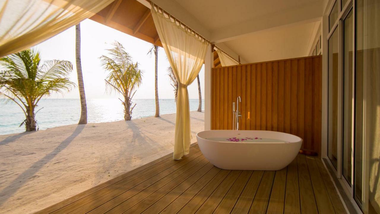 Innahura Maldives Resort Kurendhoo Extérieur photo