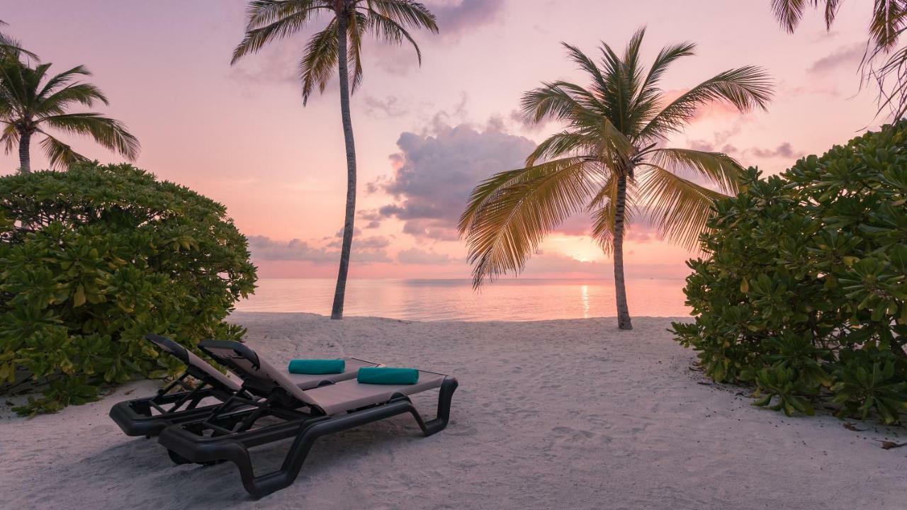 Innahura Maldives Resort Kurendhoo Extérieur photo